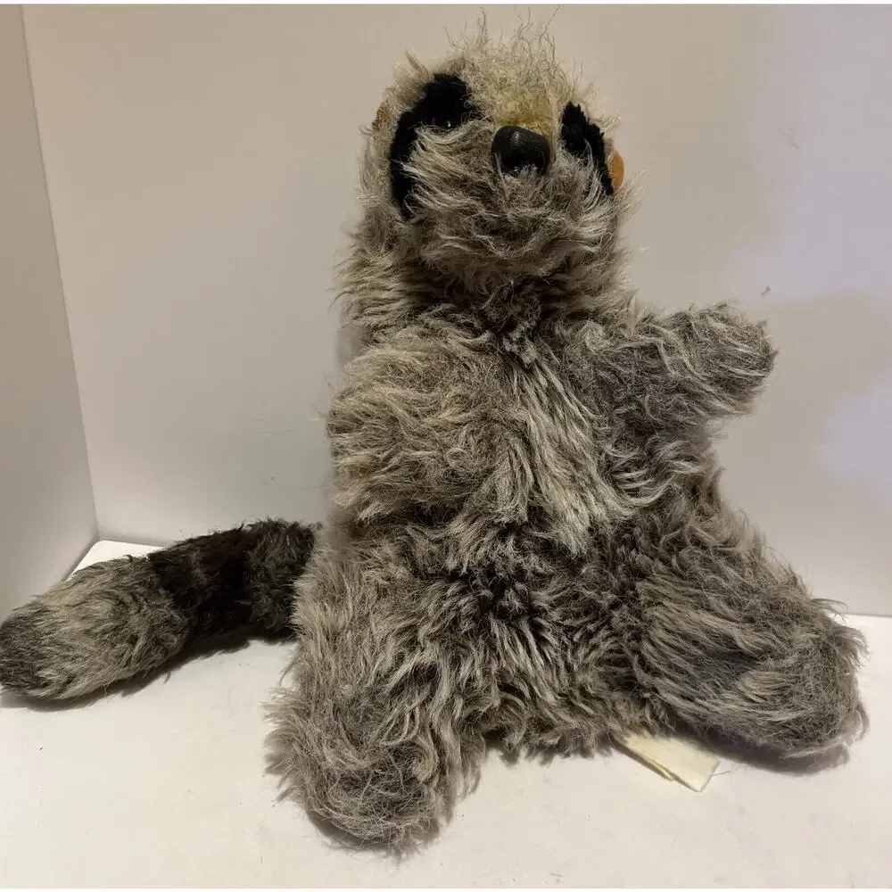 Vintage 1976 Furry Folk Plush Raccoon Hand Puppet - Needs Beautician - Picture 1 of 4